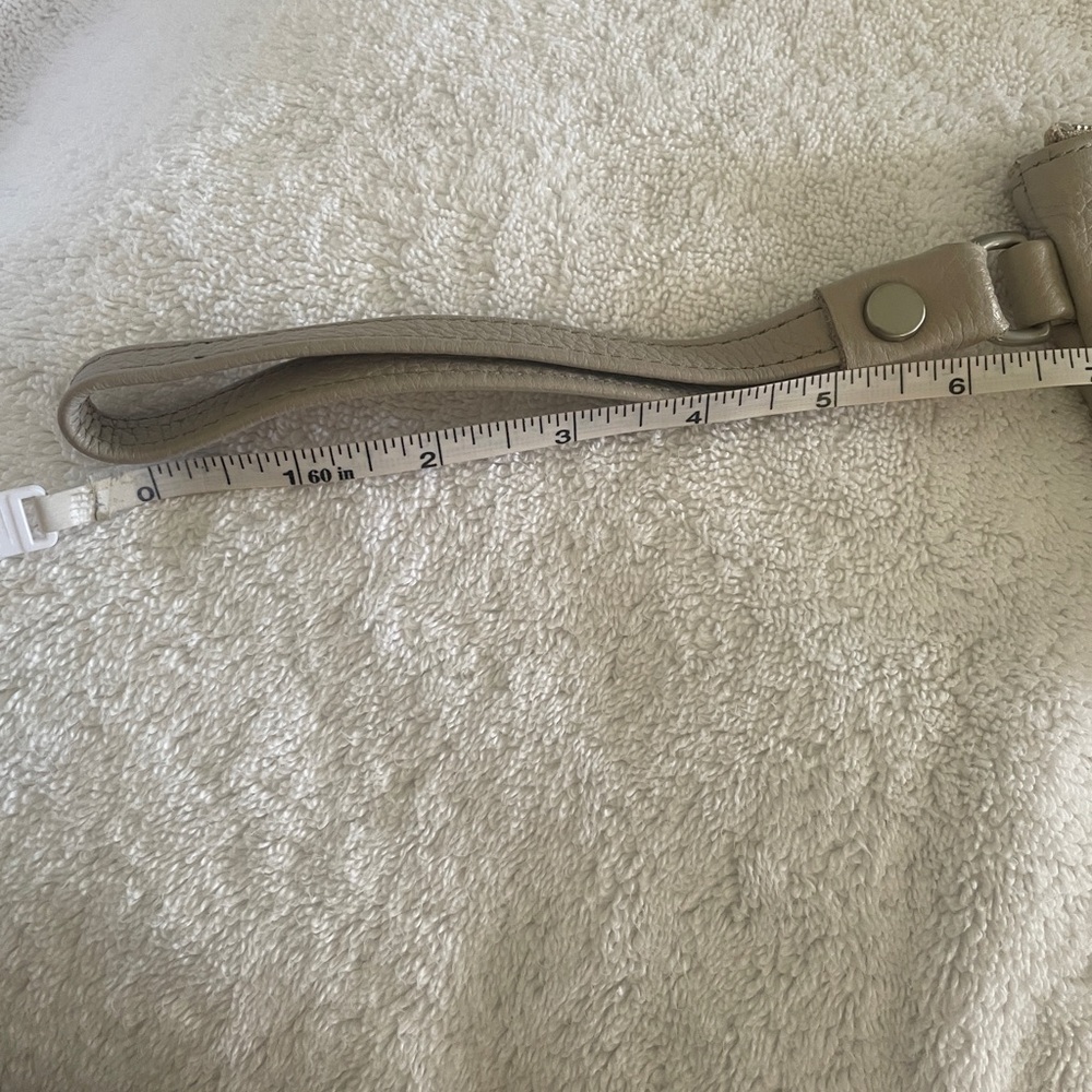 Laudi Vidni Taupe Pebbled Leather Wristlet/ Clutch / Wallet ~ NEW - Picture 3 of 7